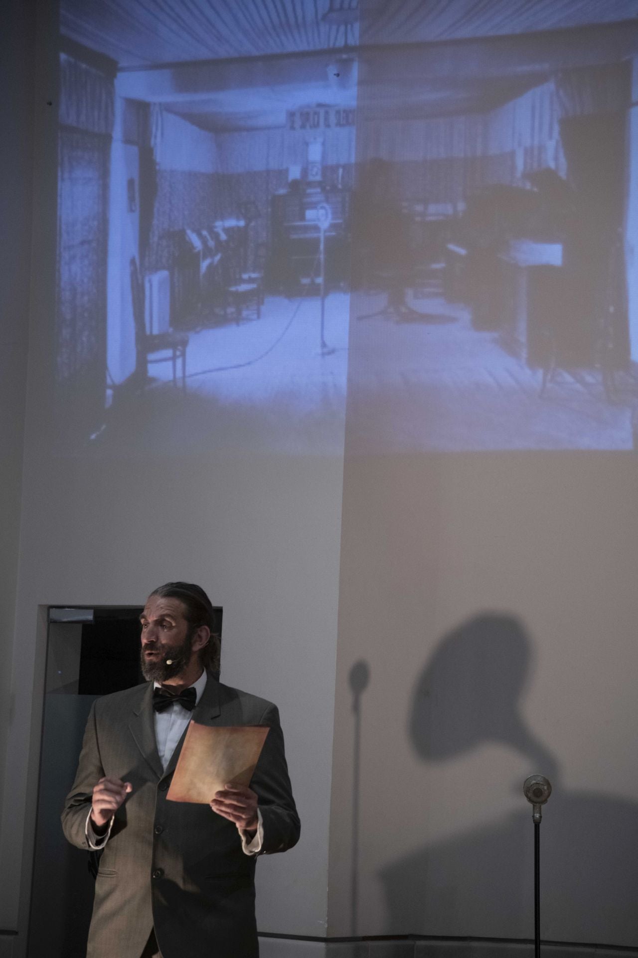 Cien años de emisiones de radio local en Cartagena